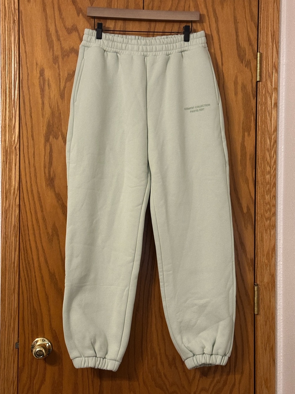 Comfrt Pastel Edit Jogger - Unisex - Mint Color - Size L